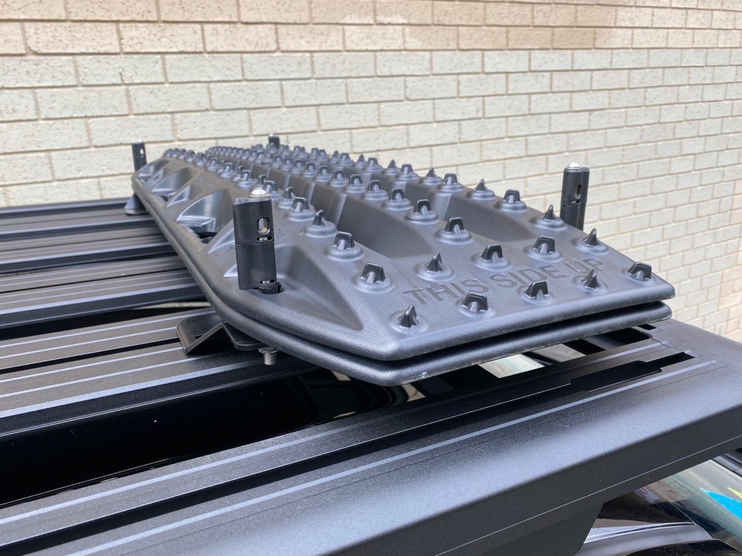 MaxTrax Holder Brackets(pr) with 4 x MaxTrax pins Roof Rack World