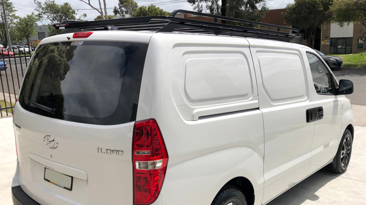 Hyundai iLoad & Imax 2008Sept 2021 Tradesman Roof Rack 2.2m x 1.5m