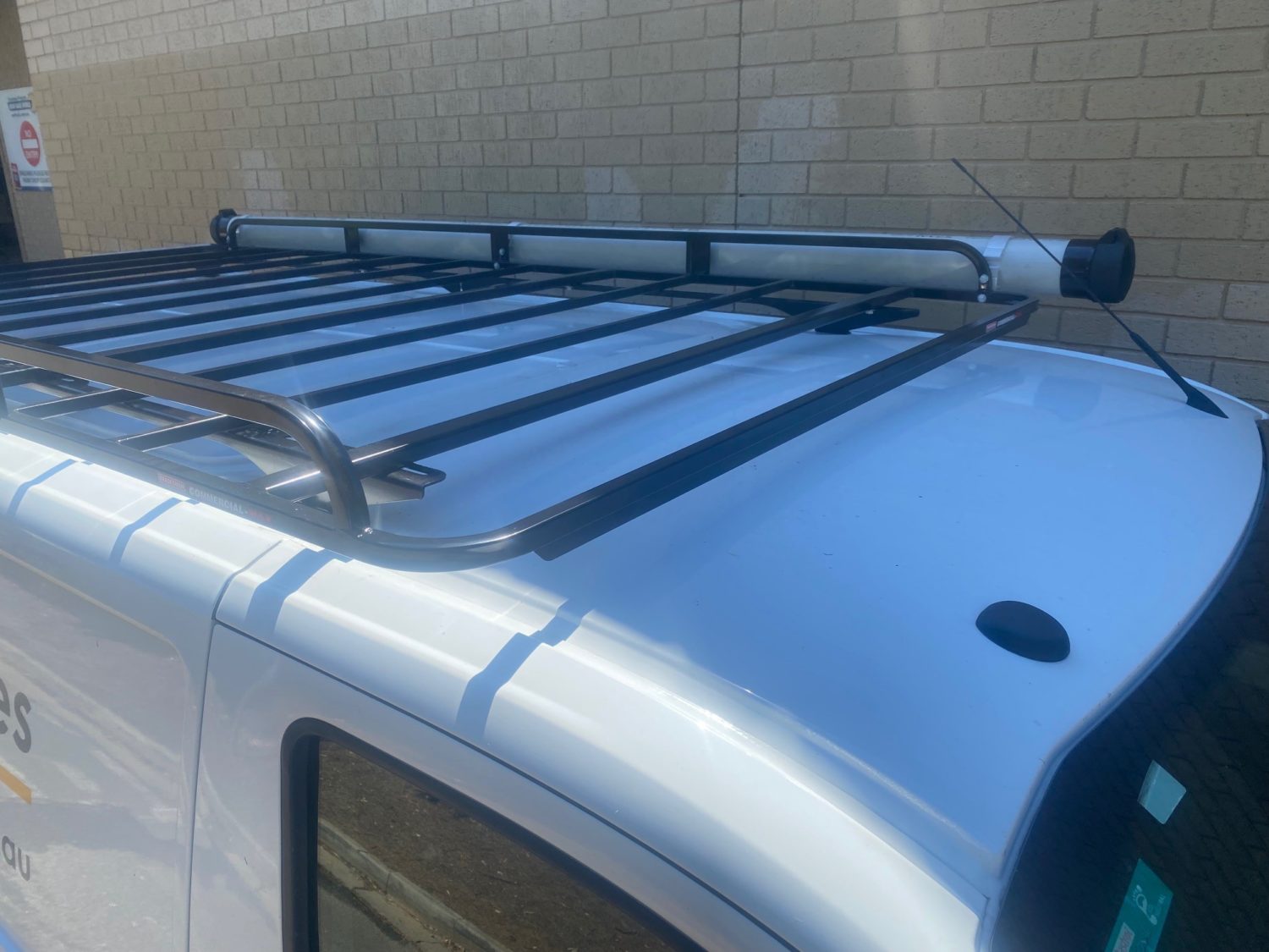 Hyundai Staria Load 2021onwards Tradesman Roof Rack 2.4m x 1.4m Roof