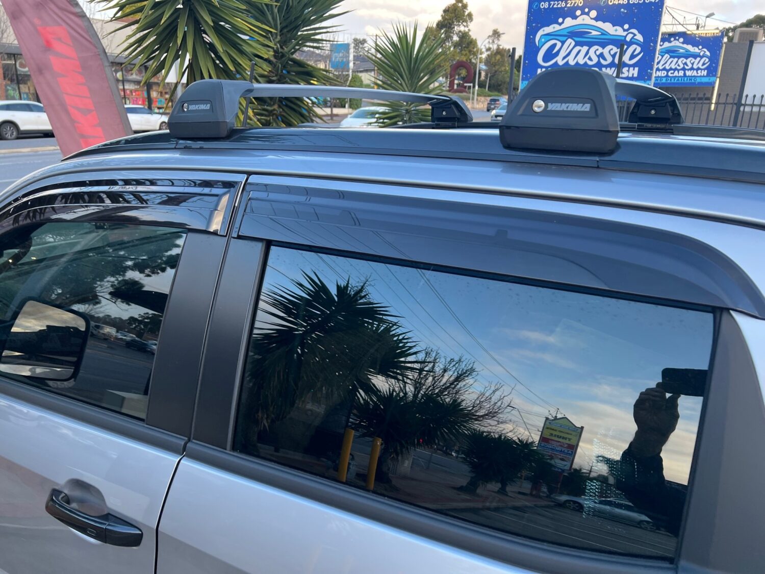 2020on Isuzu DMax XTerrain Yakima Black Flush Racks to fit existing