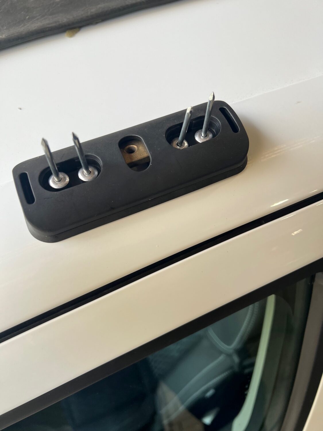 LDV T60 Dual Cab 10/17on (no rails) Pad Mounted RhinoRack Vortex Roof Racks (pr) Roof Rack World