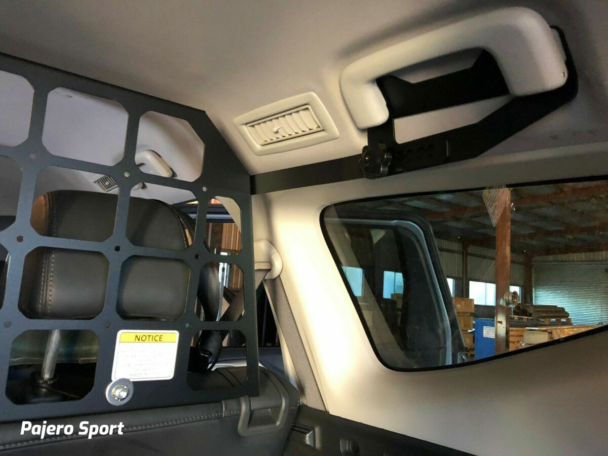 Mitsubishi Pajero Sport (7 seater) Kaon KS0048 Light Cargo Barrier Roof Rack World