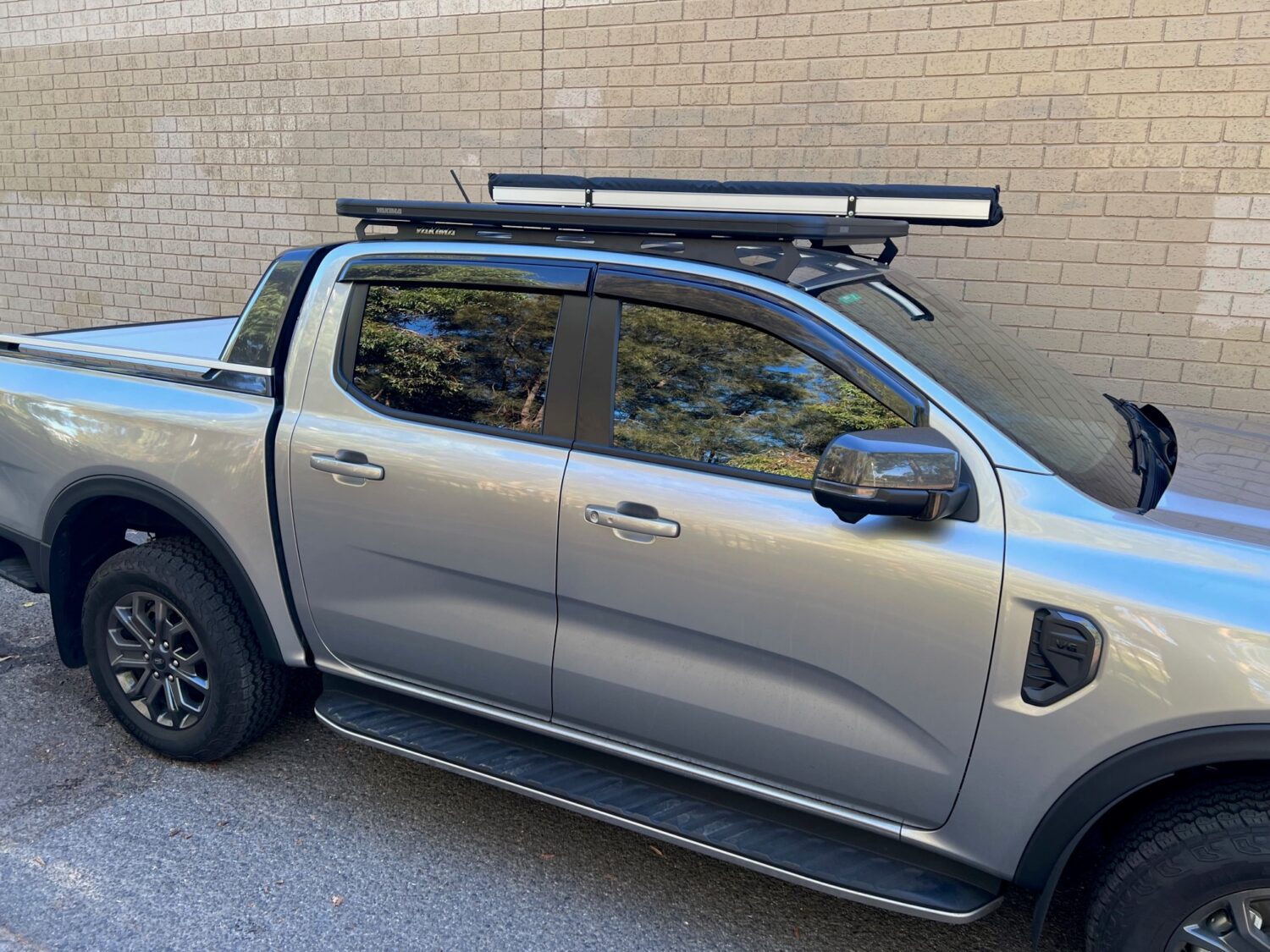 Ford Ranger Next Gen Widtrak July 2022on Dual Cab Yakima RuggedLine Platform (1530x1240mm